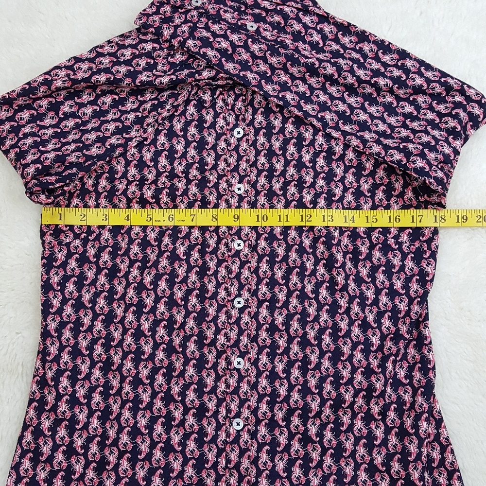 Crown & Ivy Lobster Crawfish Print Shirt Top Sz S - Picture 3 of 8